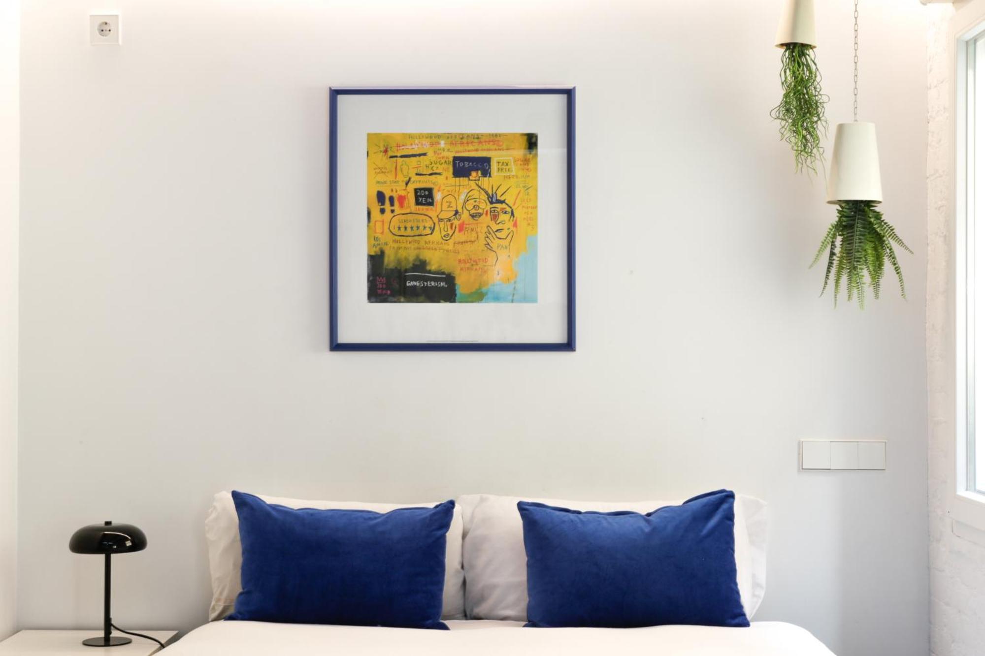 Industrial Loft & Private Courtyard Acacias * Madrid