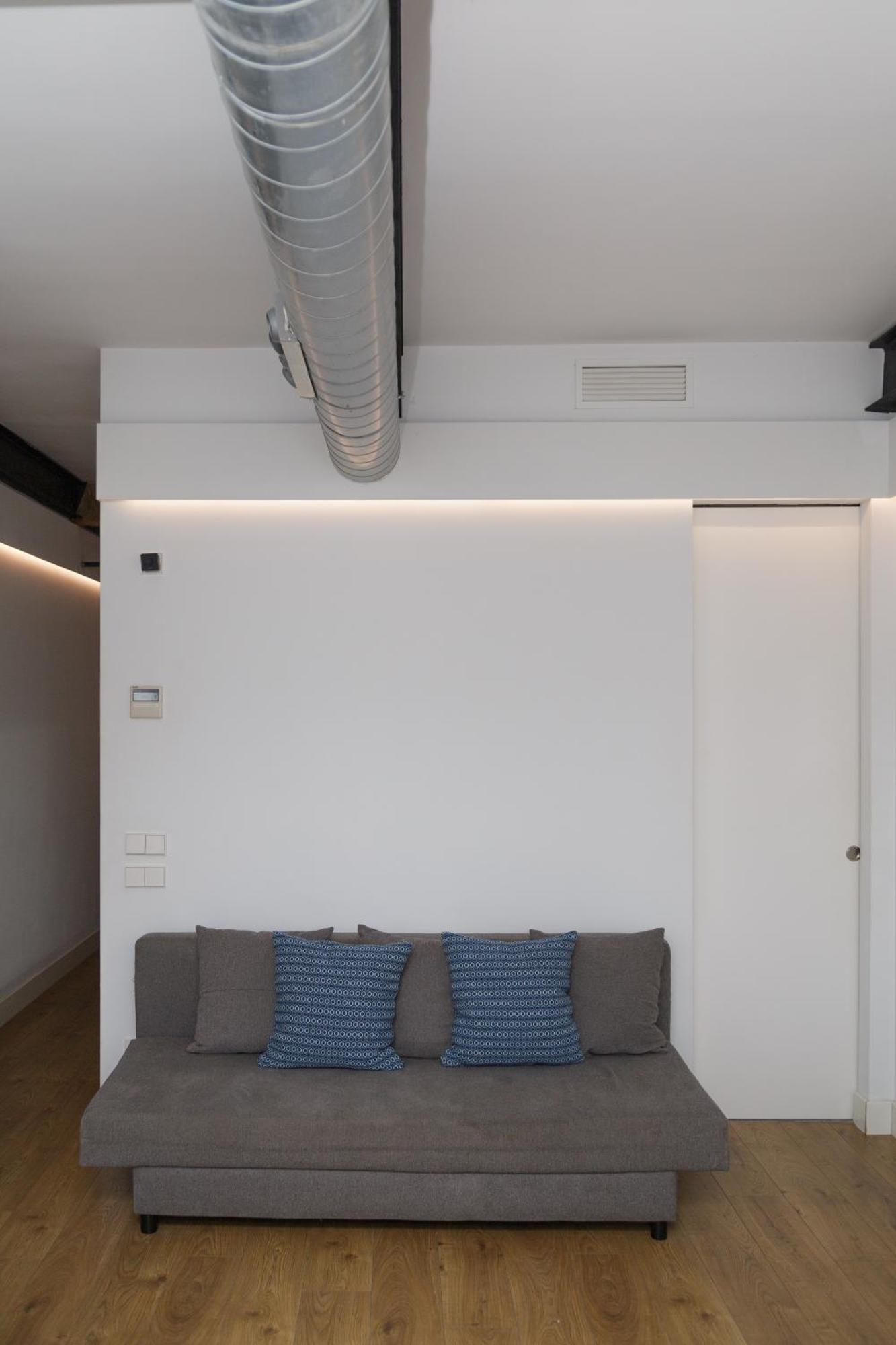 Industrial Loft & Private Courtyard Acacias *